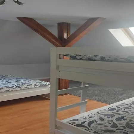 Comfortable For 6 People In Apartment